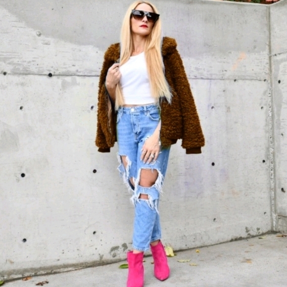 ACADIA Cocoa Faux Fur Jacket - Picture 1 of 9